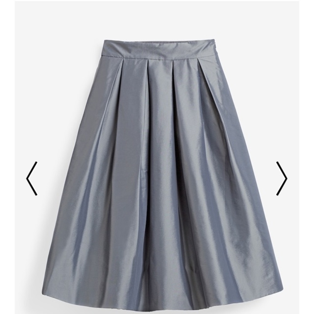 White House Black Market Pleated Taffeta skirt 10P